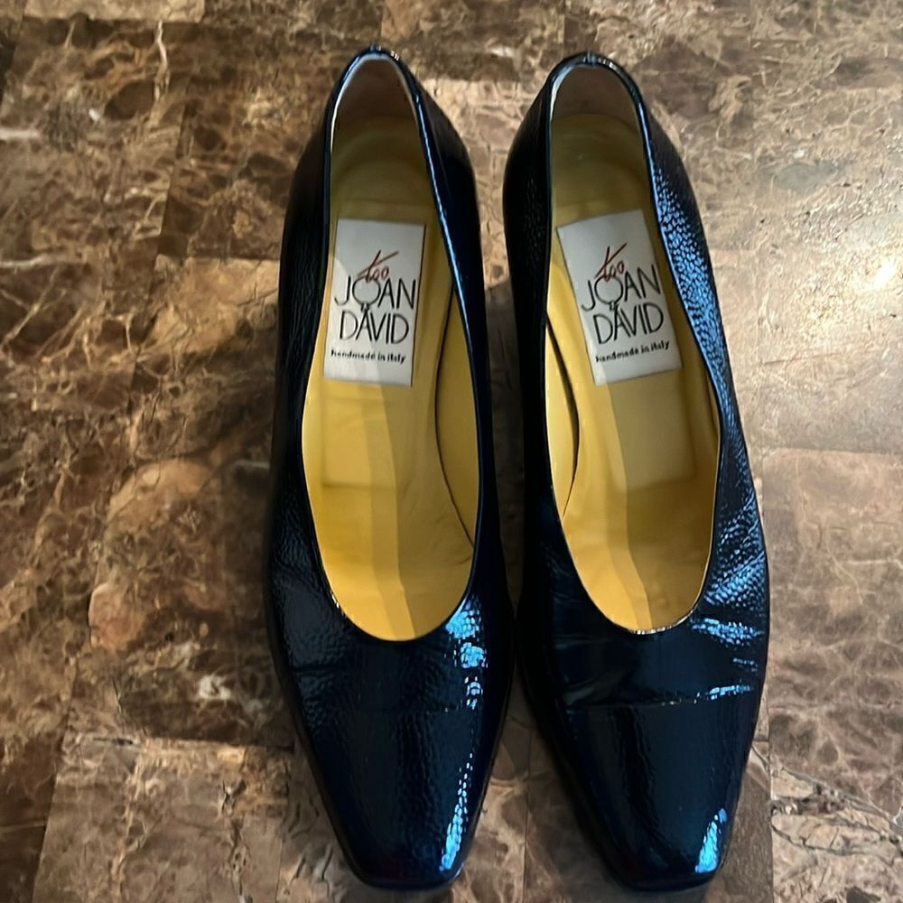 Women Joan and David shoes